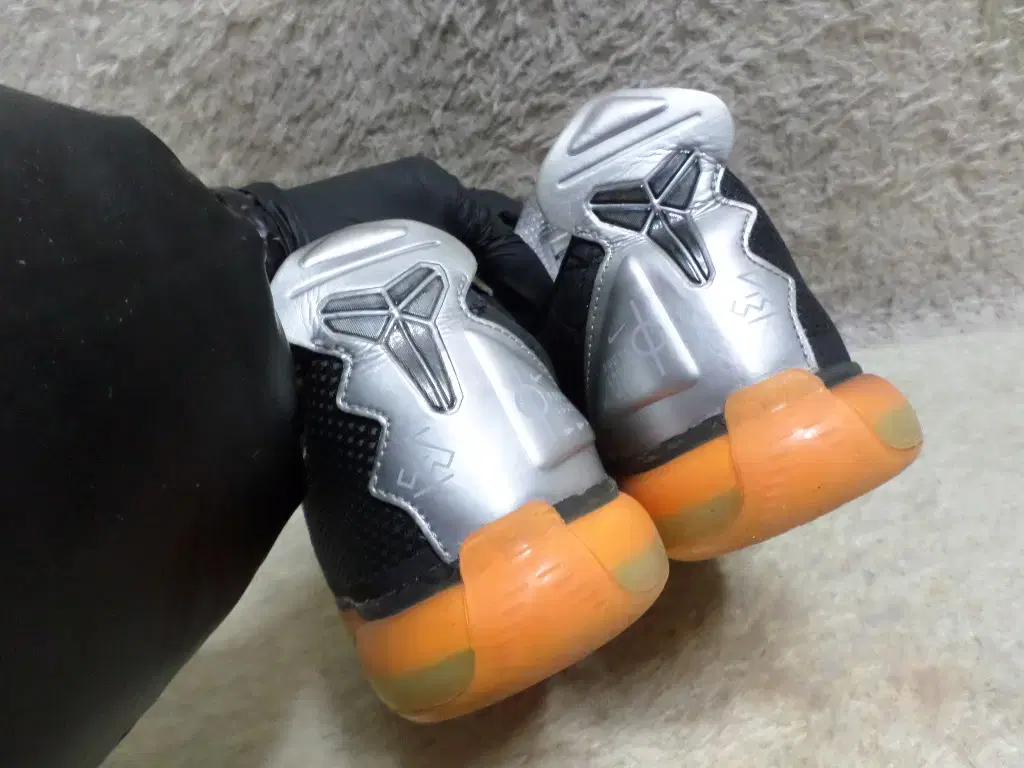 thumbnail-4